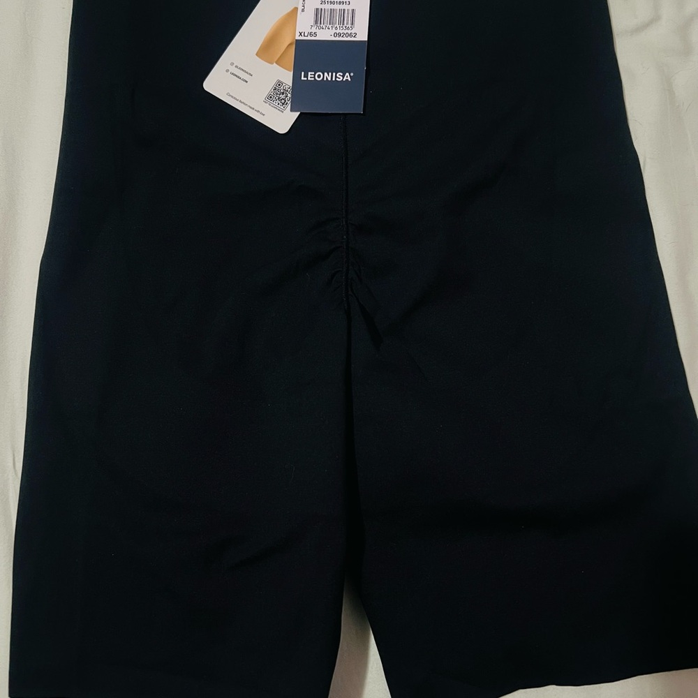 LEONISA InvisiLift
Seamless Butt Lifter Shaper Short